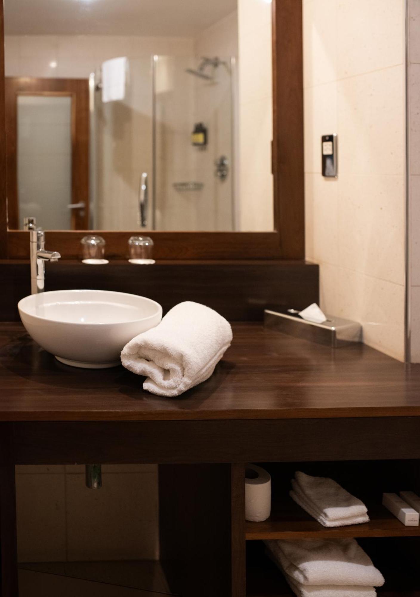 The Huntsman Inn Galway Zewnętrze zdjęcie